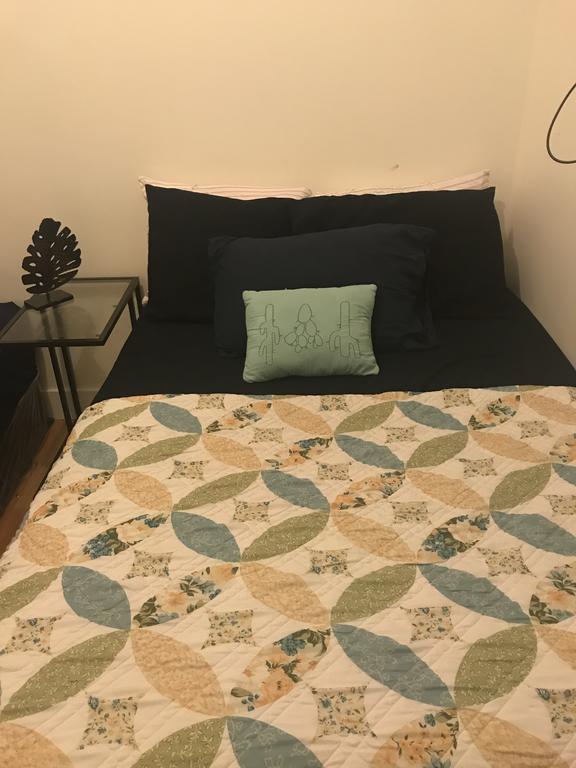 ניו יורק The Pandora Guest House מראה חיצוני תמונה